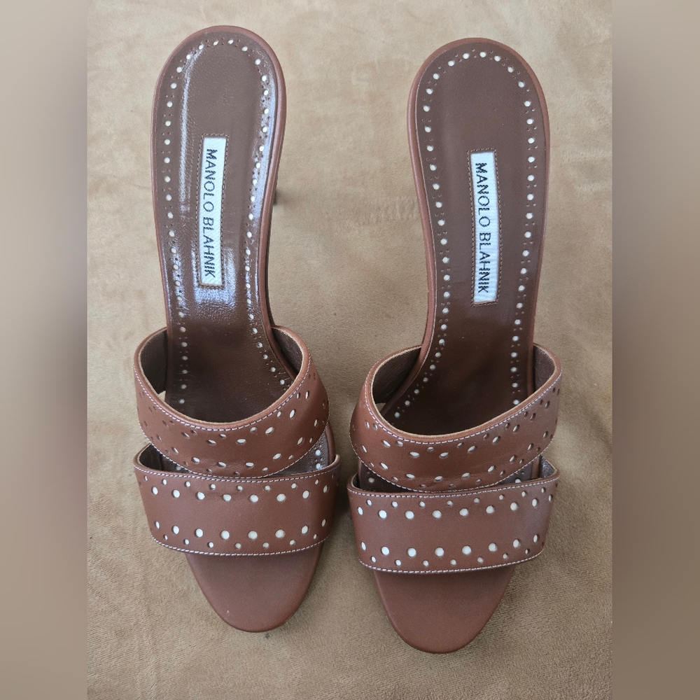 Manolo Blahnik Jacobro Cutout Leather Mid-Heel Sandals, Brown, Size 38.5, 8.5